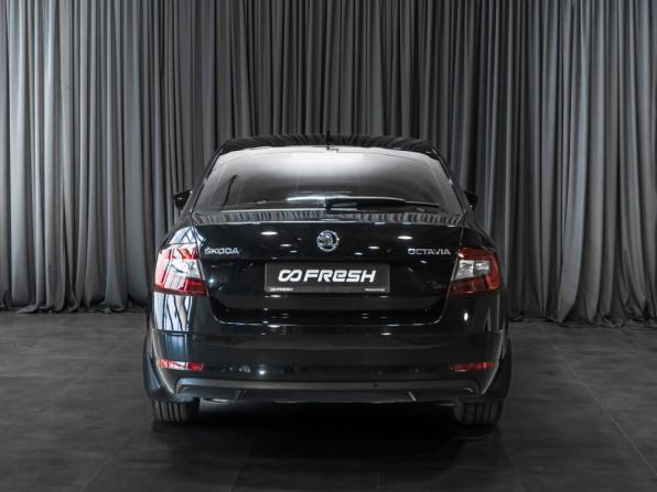 Skoda Octavia III (A7) Рестайлинг с пробегом 2020 года, цена 1 819 000 рублей, 103713 км, лифтбек, Автокод Объявления