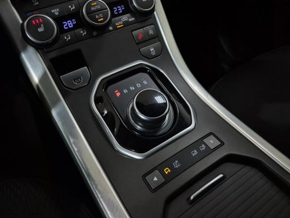 Land Rover Range Rover Evoque I Рестайлинг с пробегом 2017 года, цена 2 680 000 рублей, 127526 км, внедорожник, Автокод Объявления