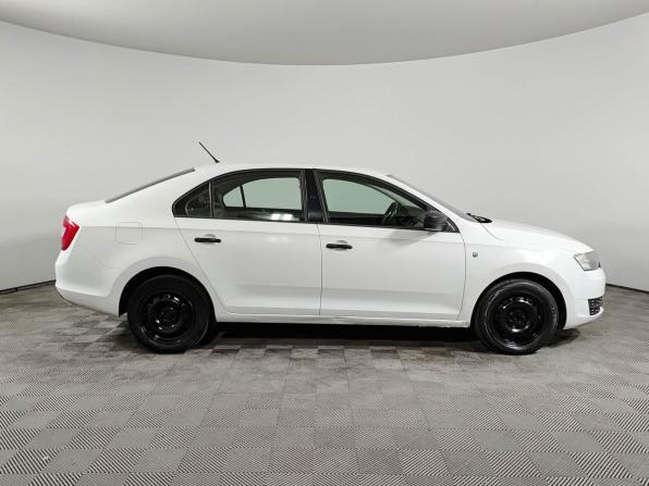 Skoda Rapid I с пробегом 2014 года, цена 780 000 рублей, 183053 км, лифтбек, Автокод Объявления
