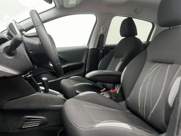 Peugeot 208 I с пробегом 2013 года, цена 800 000 рублей, 64966 км, хэтчбек, Автокод Объявления
