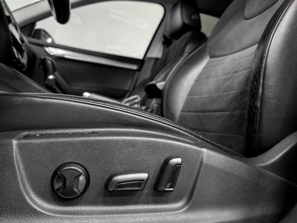 Skoda Octavia III (A7) с пробегом 2015 года, цена 1 600 000 рублей, 217204 км, лифтбек, Автокод Объявления