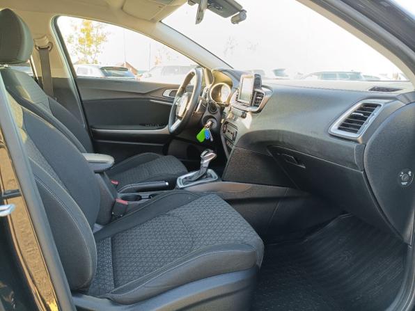 Kia Ceed III с пробегом 2019 года, цена 1 349 000 рублей, 185475 км, универсал, Автокод Объявления