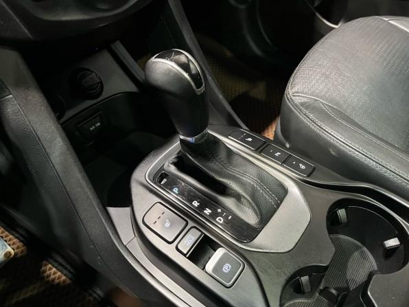 Hyundai Santa Fe III с пробегом 2013 года, цена 1 650 000 рублей, 162200 км, внедорожник, Автокод Объявления