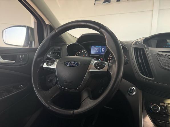 Ford Kuga II с пробегом 2013 года, цена 899 000 рублей, 156085 км, внедорожник, Автокод Объявления
