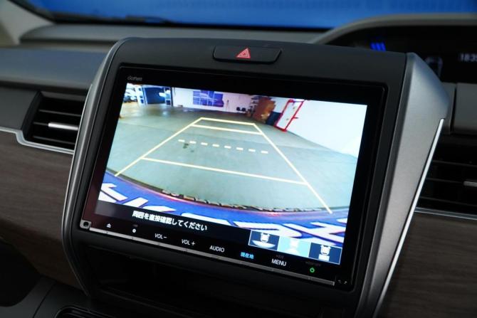 Honda Freed II Рестайлинг с пробегом 2023 года, цена 2 250 055 рублей, 3733 км, компактвэн, Автокод Объявления