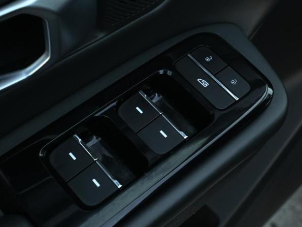 JETOUR DASHING I с пробегом 2023 года, цена 2 149 000 рублей, 22303 км, внедорожник, Автокод Объявления