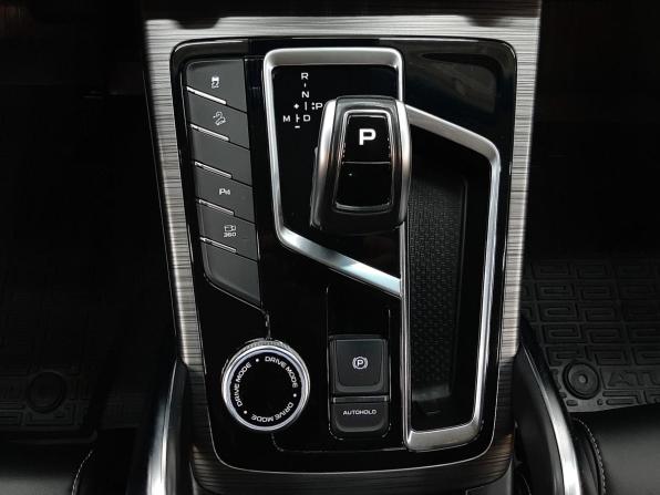 Geely Atlas Pro с пробегом 2023 года, цена 2 250 000 рублей, 34190 км, внедорожник, Автокод Объявления