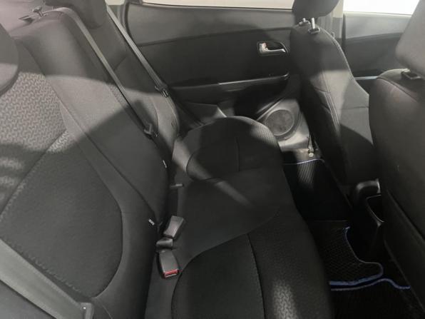 Kia Rio III Рестайлинг с пробегом 2017 года, цена 1 004 000 рублей, 166870 км, седан, Автокод Объявления