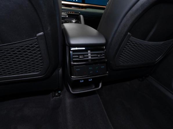 Geely Monjaro I с пробегом 2023 года, цена 3 460 000 рублей, 30668 км, внедорожник, Автокод Объявления