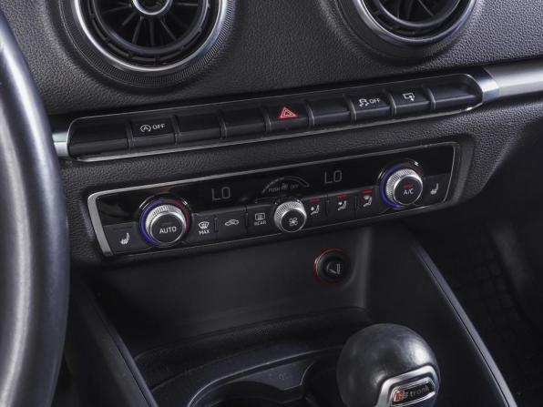 Audi A3 III (8V) с пробегом 2015 года, цена 1 470 000 рублей, 78709 км, хэтчбек, Автокод Объявления