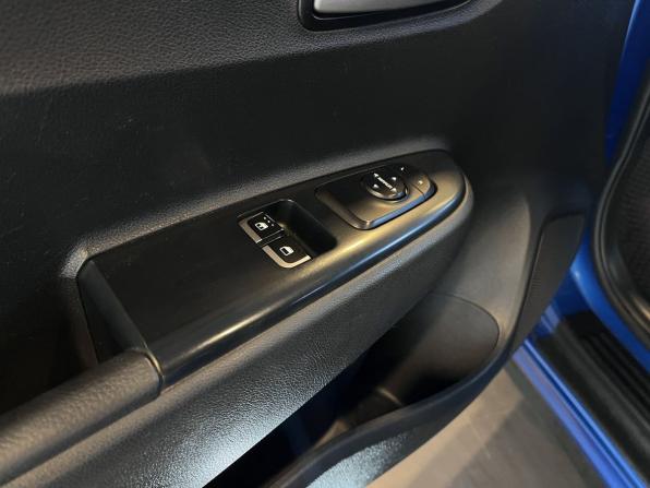 Kia Rio IV Рестайлинг с пробегом 2021 года, цена 1 379 000 рублей, 98000 км, седан, Автокод Объявления