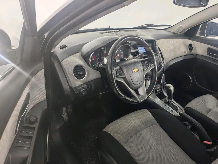 Chevrolet Cruze I Рестайлинг Санкт-Петербург  - изображение 9