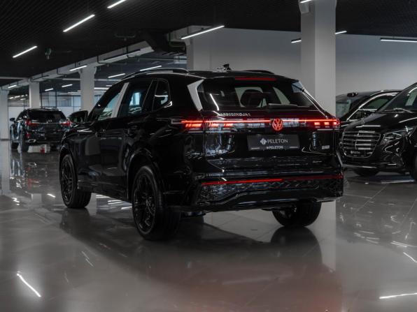 Volkswagen Tiguan III (China Market) с пробегом 2026 года, цена 4 900 000 рублей, 60 км, внедорожник, Автокод Объявления