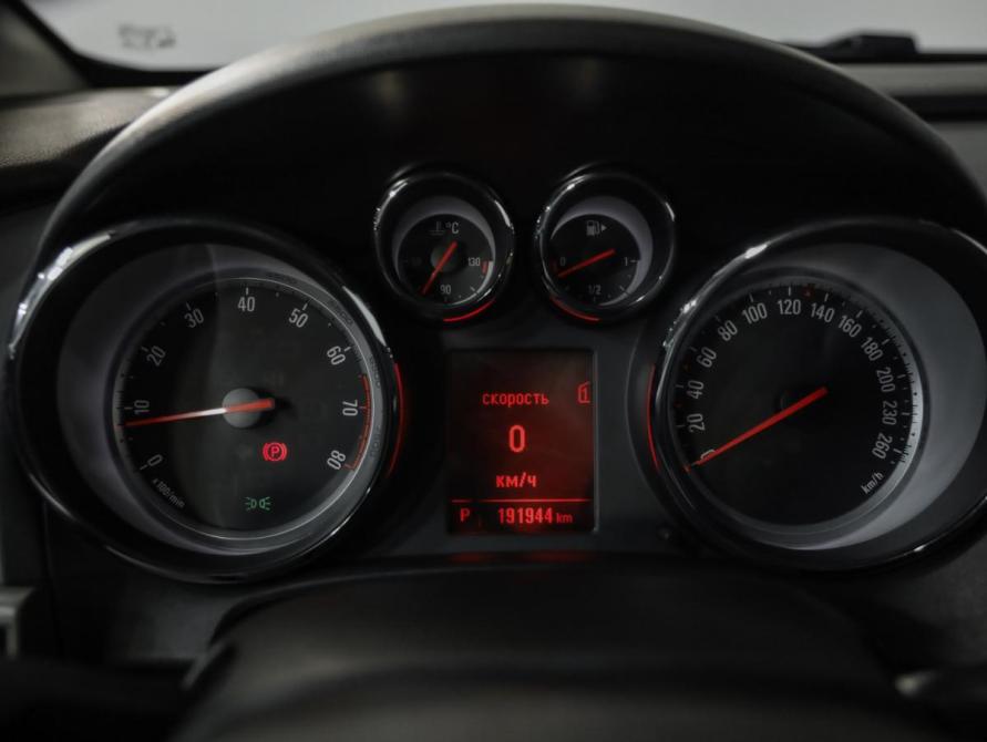 Opel Astra J Рестайлинг Санкт-Петербург  - изображение 12