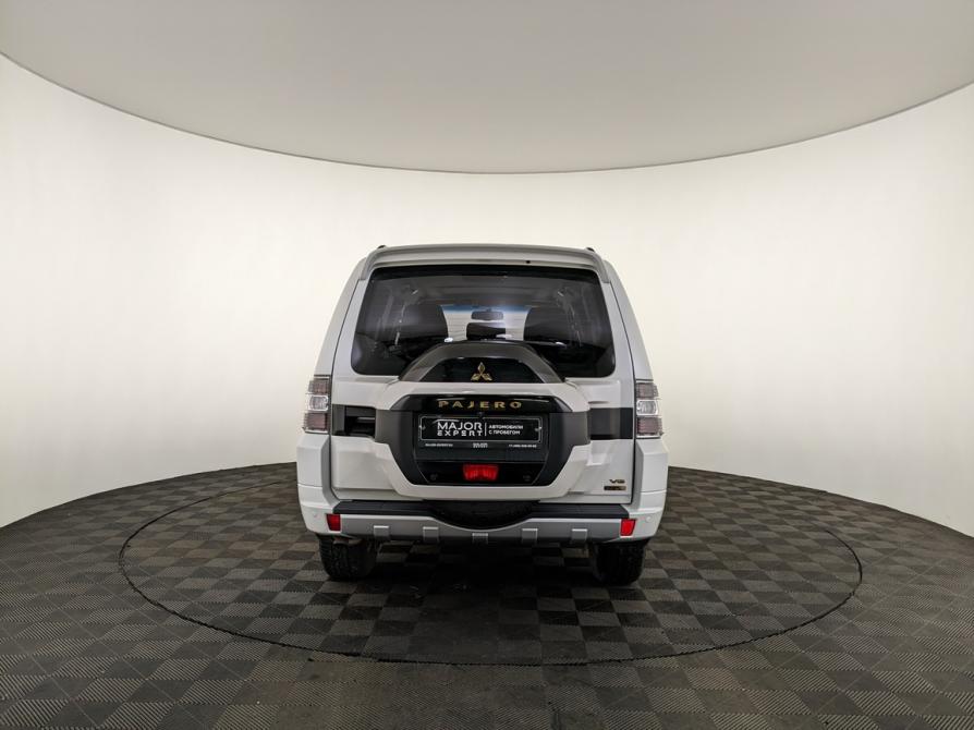 Mitsubishi Pajero IV Рестайлинг 2 Москва  - изображение 6