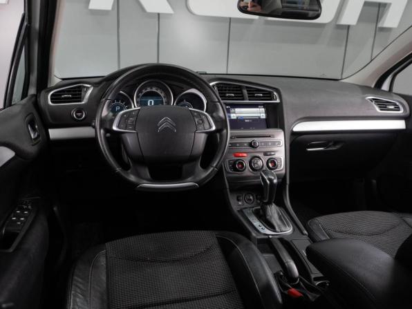 Citroen C4 II Рестайлинг с пробегом 2018 года, цена 1 170 000 рублей, 142381 км, седан, Автокод Объявления