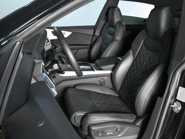 Audi Q8 I (4M) с пробегом 2023 года, цена 10 899 000 рублей, 16990 км, внедорожник, Автокод Объявления