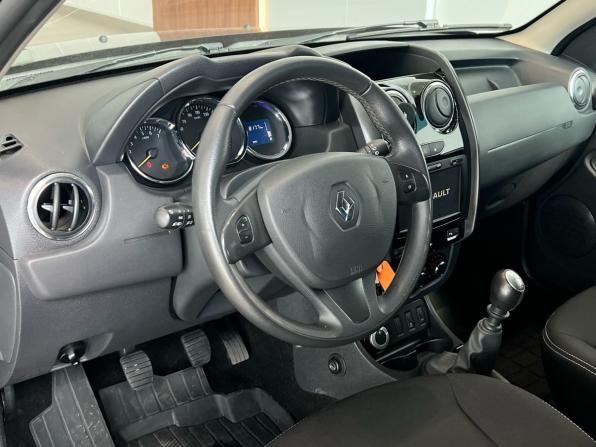 Renault Duster I Рестайлинг с пробегом 2017 года, цена 1 290 000 рублей, 121000 км, внедорожник, Автокод Объявления