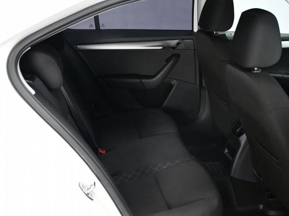 Skoda Octavia III (A7) Рестайлинг с пробегом 2020 года, цена 1 757 000 рублей, 78120 км, лифтбек, Автокод Объявления