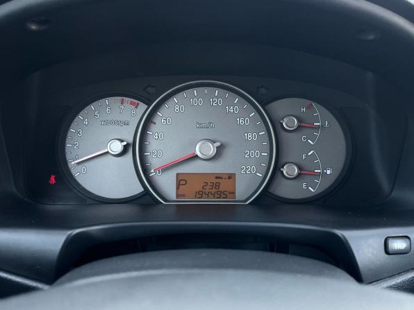 Kia Carens II (UN) с пробегом 2007 года, цена 630 000 рублей, 194500 км, компактвэн, Автокод Объявления