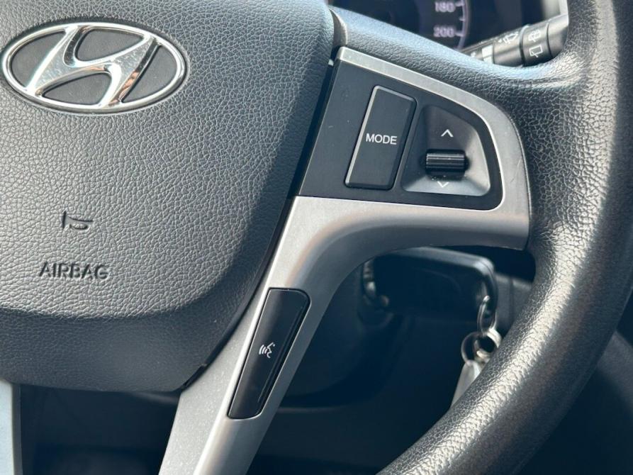 Hyundai Solaris I Энгельс  - изображение 13