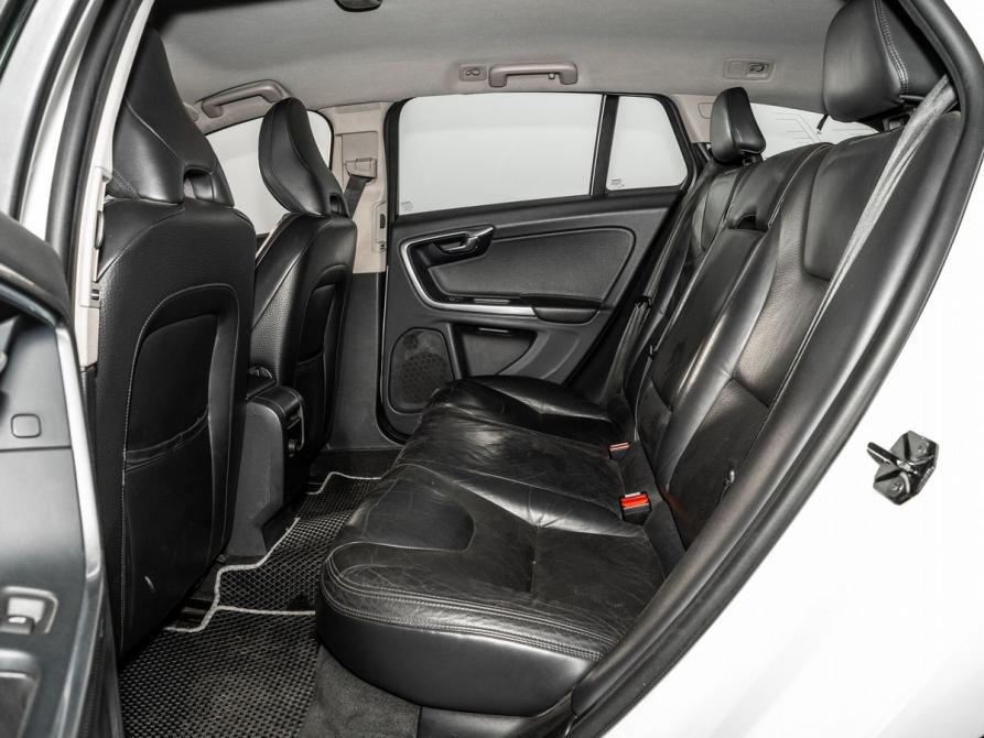 Volvo V60 I Иркутск  - изображение 7