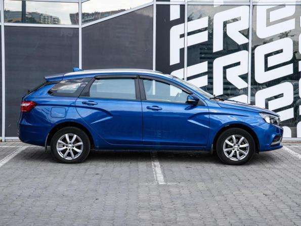 Lada (ВАЗ) Vesta I с пробегом 2021 года, цена 1 077 000 рублей, 49351 км, универсал, Автокод Объявления
