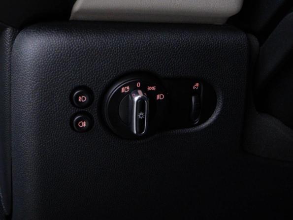 Mini Hatch III (F55/F56) с пробегом 2015 года, цена 1 749 999 рублей, 158997 км, хэтчбек, Автокод Объявления