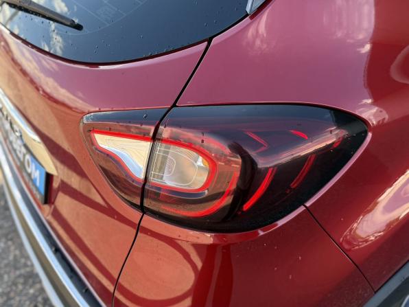 Renault Kaptur I Рестайлинг с пробегом 2021 года, цена 1 820 000 рублей, 41000 км, внедорожник, Автокод Объявления