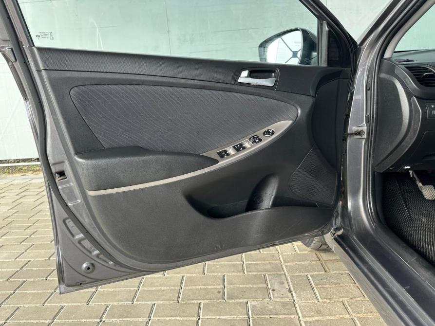 Hyundai Solaris I Рестайлинг Тамбов  - изображение 19