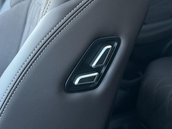 Geely Monjaro I Рестайлинг 2 с пробегом 2026 года, цена 4 150 000 рублей, 25 км, внедорожник, Автокод Объявления