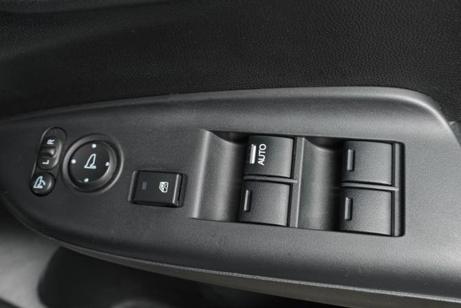 Honda Shuttle II с пробегом 2015 года, цена 1 319 000 рублей, 162000 км, универсал, Автокод Объявления