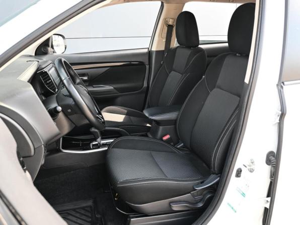 Mitsubishi Outlander III Рестайлинг 3 с пробегом 2021 года, цена 1 999 000 рублей, 188349 км, внедорожник, Автокод Объявления