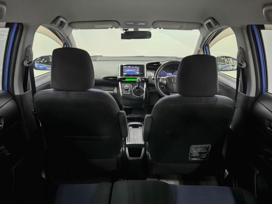 Toyota Wish II Рестайлинг Новосибирск  - изображение 16