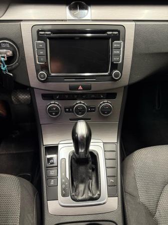 Volkswagen Passat B7 с пробегом 2012 года, цена 1 050 000 рублей, 210615 км, седан, Автокод Объявления