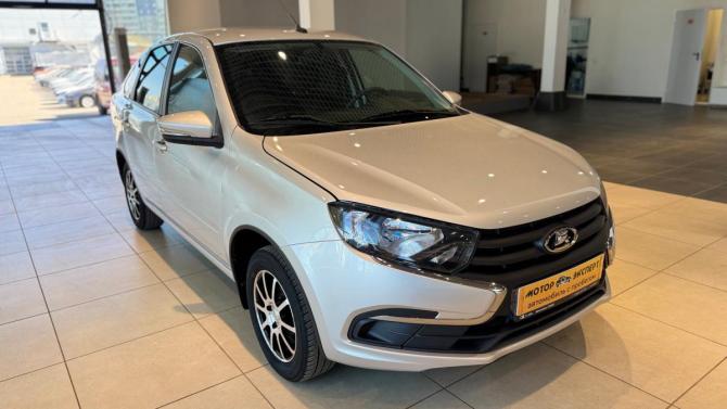 Lada (ВАЗ) Granta I Рестайлинг с пробегом 2024 года, цена 899 000 рублей, 35765 км, седан, Автокод Объявления