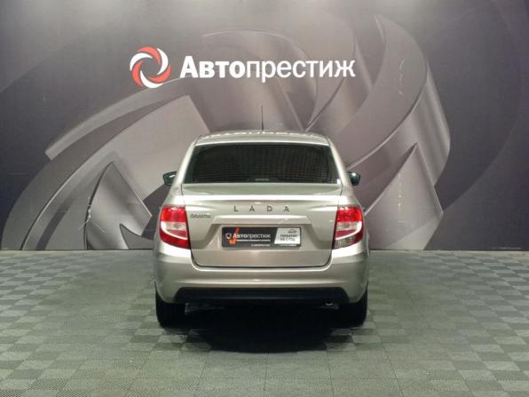 Lada (ВАЗ) Granta I Рестайлинг с пробегом 2019 года, цена 570 000 рублей, 112000 км, седан, Автокод Объявления