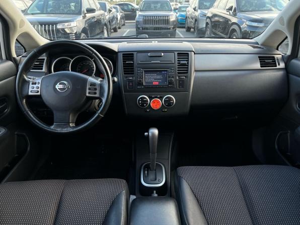 Nissan Tiida I Рестайлинг с пробегом 2011 года, цена 893 000 рублей, 134138 км, хэтчбек, Автокод Объявления