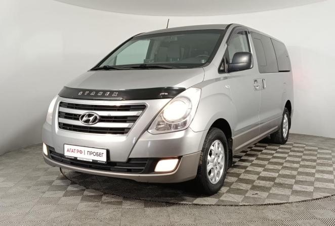 Hyundai H-1 II с пробегом 2014 года, цена 1 730 000 рублей, 217252 км, минивэн, Автокод Объявления