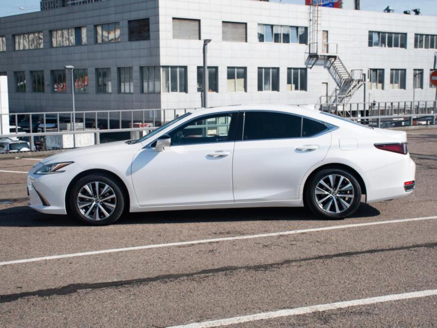 Lexus ES VII Москва  - изображение 9