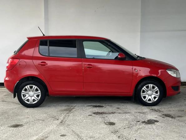 Skoda Fabia II Рестайлинг с пробегом 2011 года, цена 380 000 рублей, 143720 км, хэтчбек, Автокод Объявления
