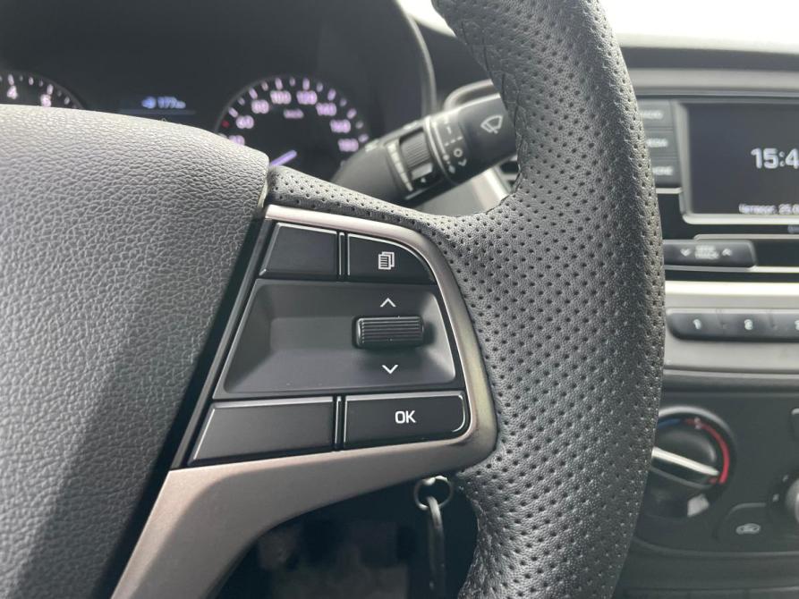 Hyundai Solaris II Санкт-Петербург  - изображение 10