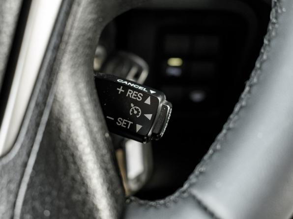 Toyota Land Cruiser Prado 150 Series Рестайлинг 2 с пробегом 2017 года, цена 4 350 000 рублей, 73232 км, внедорожник, Автокод Объявления