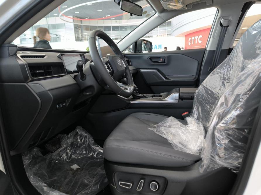 Toyota RAV4 VI (XA60) Казань  - изображение 20