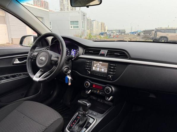 Kia Rio IV с пробегом 2017 года, цена 875 000 рублей, 234000 км, седан, Автокод Объявления