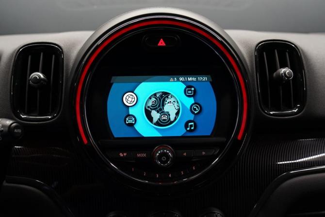 Mini Countryman II с пробегом 2019 года, цена 3 000 000 рублей, 69900 км, внедорожник, Автокод Объявления