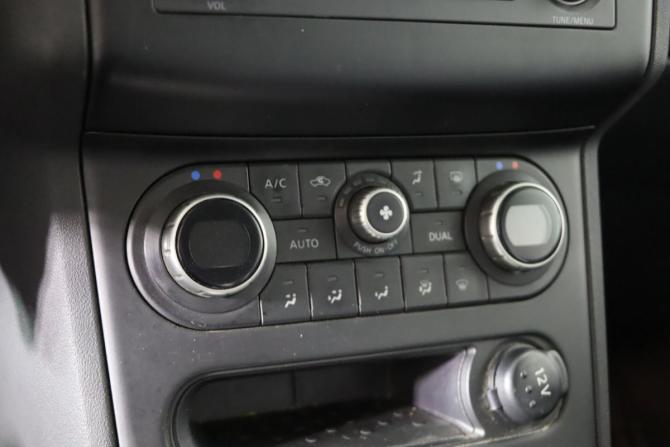Nissan Qashqai I Рестайлинг с пробегом 2011 года, цена 1 329 990 рублей, 113543 км, внедорожник, Автокод Объявления