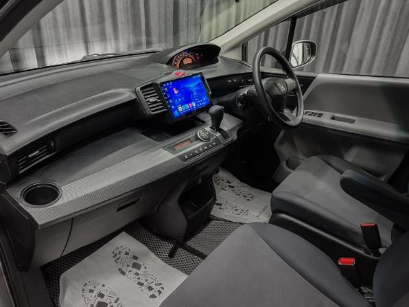 Honda Freed I с пробегом 2010 года, цена 950 000 рублей, 190000 км, компактвэн, Автокод Объявления