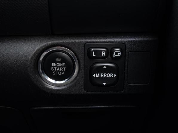 Toyota Vitz II (XP90) с пробегом 2005 года, цена 570 000 рублей, 151536 км, хэтчбек, Автокод Объявления