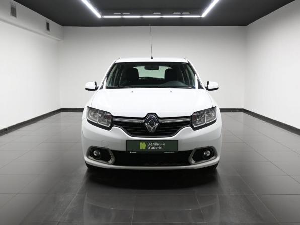 Renault Sandero II с пробегом 2017 года, цена 945 000 рублей, 95224 км, хэтчбек, Автокод Объявления
